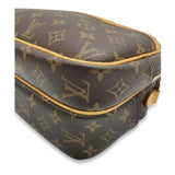 Monogram Canvas Reporter PM taske fra brand: LOUIS VUITTON - We Do Vintage