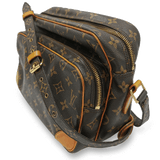 Monogram Canvas Nile MM taske fra brand: LOUIS VUITTON - We Do Vintage