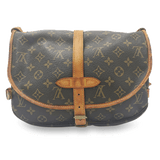 Monogram Canvas Saumur 30 taske fra brand: LOUIS VUITTON - We Do Vintage