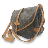 Monogram Canvas Saumur 30 taske fra brand: LOUIS VUITTON - We Do Vintage