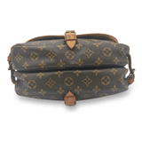 Monogram Canvas Saumur 30 taske fra brand: LOUIS VUITTON - We Do Vintage