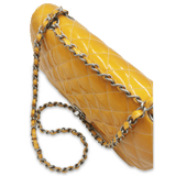 Orange Patent Classic flap medium taske fra brand: CHANEL - We Do Vintage