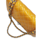 Orange Patent Classic flap medium taske fra brand: CHANEL - We Do Vintage