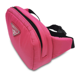 Fuxia pink nylon bæltetaske taske fra brand: PRADA - We Do Vintage