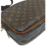 Monogram Canvas Reporter PM taske fra brand: LOUIS VUITTON - We Do Vintage