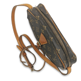 Monogram Canvas Jeune Fille PM taske fra brand: LOUIS VUITTON - We Do Vintage