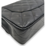 Sort caviar jumbo Classic double flap taske fra brand: CHANEL - We Do Vintage