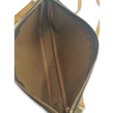 Monogram Canvas Pochette Accessoires m. crossbody rem taske fra brand: LOUIS VUITTON - We Do Vintage