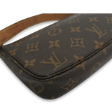 Monogram Canvas Pochette Accessoires m. crossbody rem taske fra brand: LOUIS VUITTON - We Do Vintage