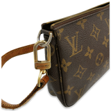 Monogram Canvas Pochette Accessoires m. crossbody rem taske fra brand: LOUIS VUITTON - We Do Vintage