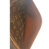 Monogram Canvas Jeune Fille PM taske fra brand: LOUIS VUITTON - We Do Vintage