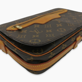Monogram Canvas Saint Germain taske fra brand: LOUIS VUITTON - We Do Vintage
