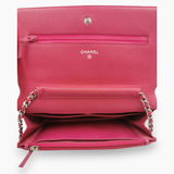 Pink caviar WOC taske fra brand: CHANEL - We Do Vintage
