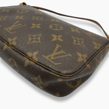 Monogram canvas pochette accessoires taske fra brand: LOUIS VUITTON - We Do Vintage