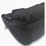 Nylon crossbody taske fra brand: PRADA - We Do Vintage