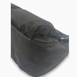 Nylon crossbody taske fra brand: PRADA - We Do Vintage