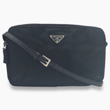Nylon crossbody taske fra brand: PRADA - We Do Vintage