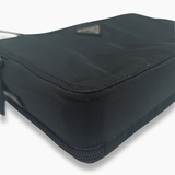 Nylon crossbody taske fra brand: PRADA - We Do Vintage