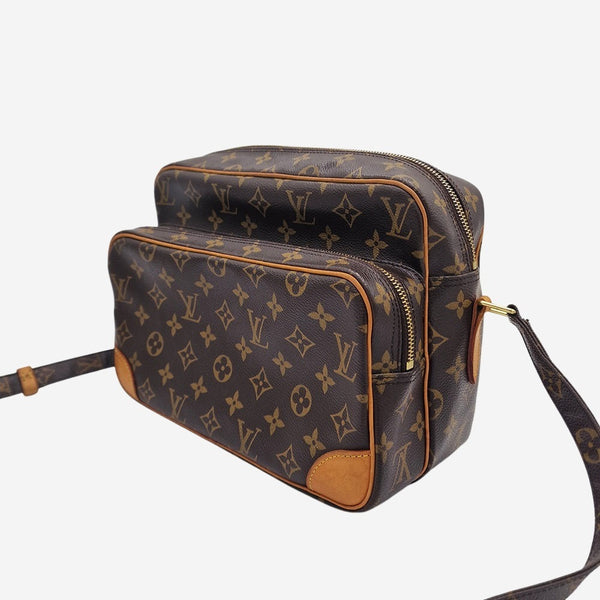 MONOGRAM CANVAS NILE MM