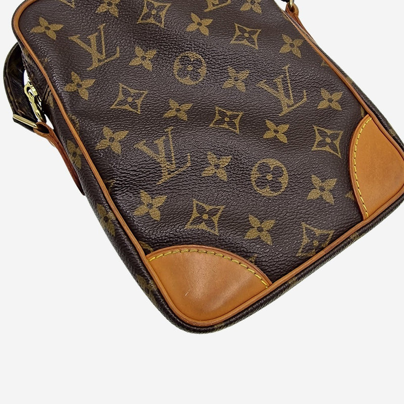 MONOGRAM CANVAS AMAZONE