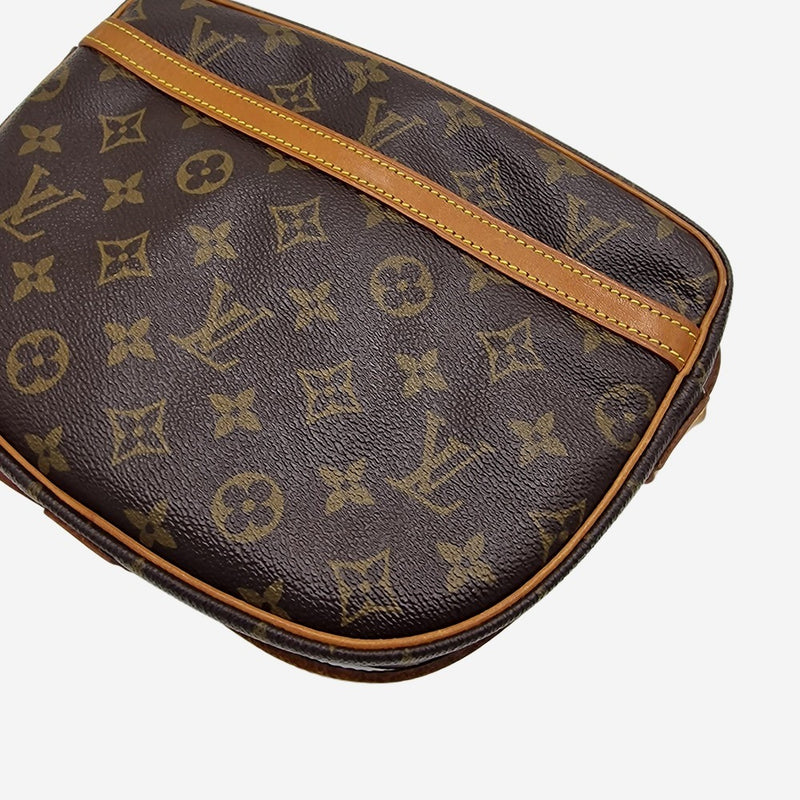 MONOGRAM CANVAS JEUNE FILLE MM