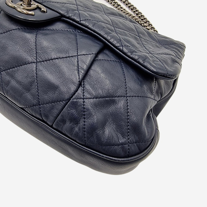 coco pleats soft flap bag mørkeblå