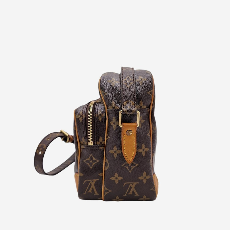 MONOGRAM CANVAS NILE MM