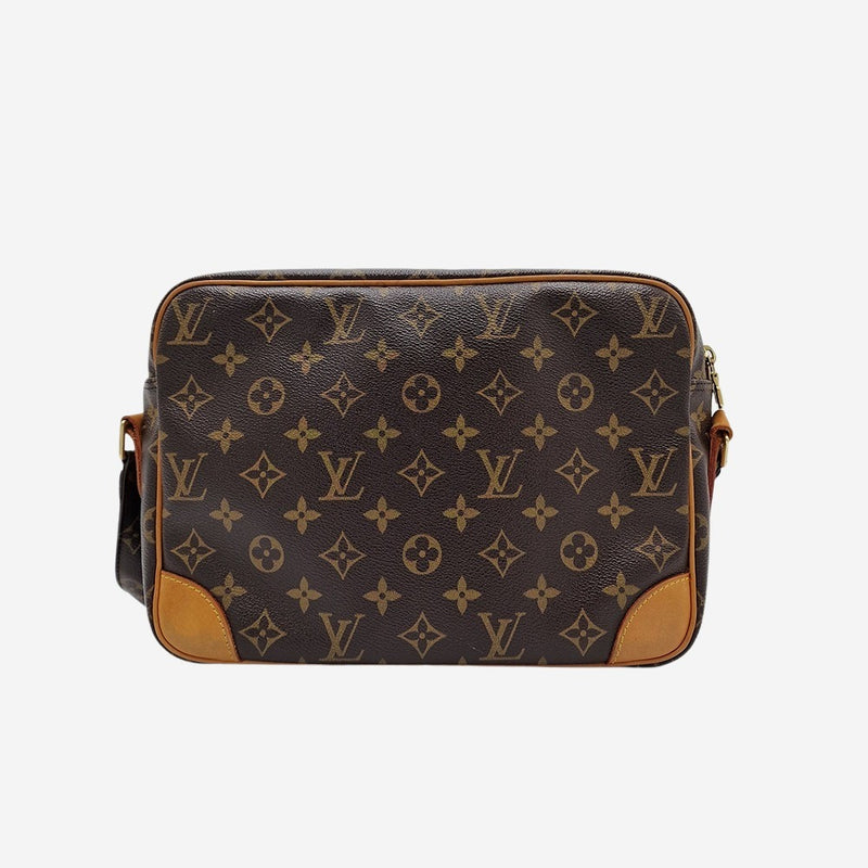 MONOGRAM CANVAS NILE MM