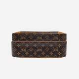 MONOGRAM CANVAS NILE MM