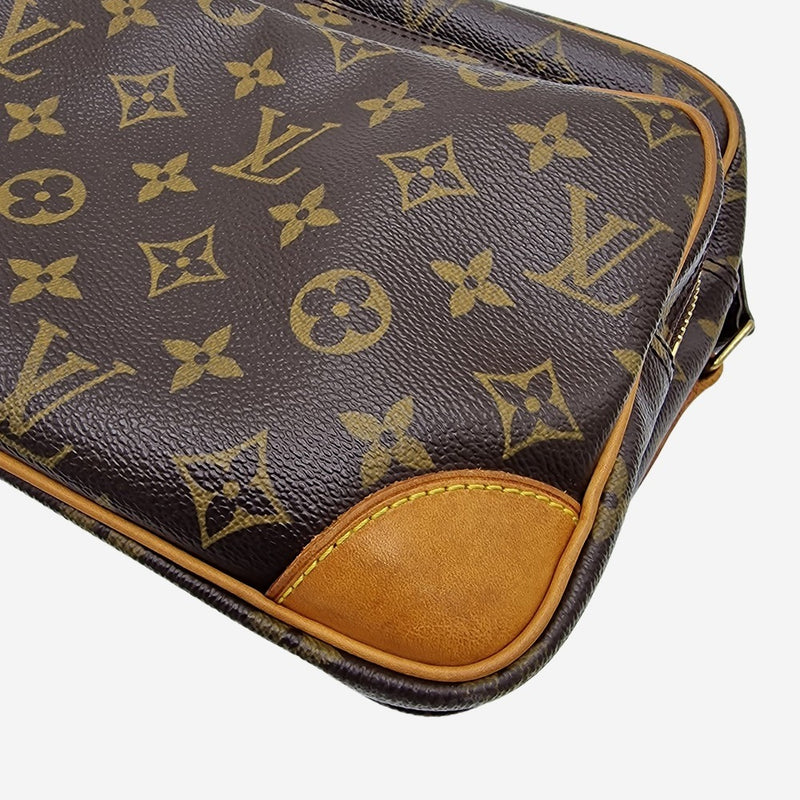 MONOGRAM CANVAS NILE MM
