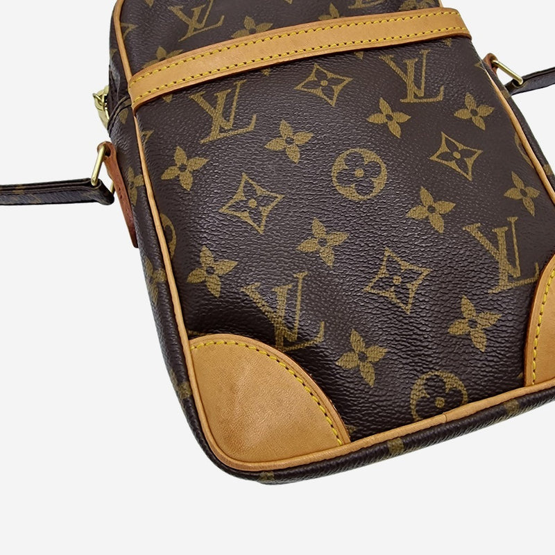 MONOGRAM CANVAS DANUBE