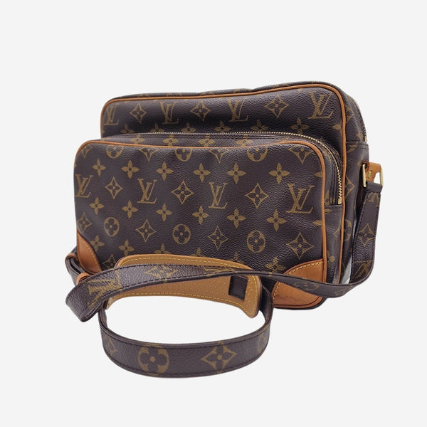 MONOGRAM CANVAS NILE MM