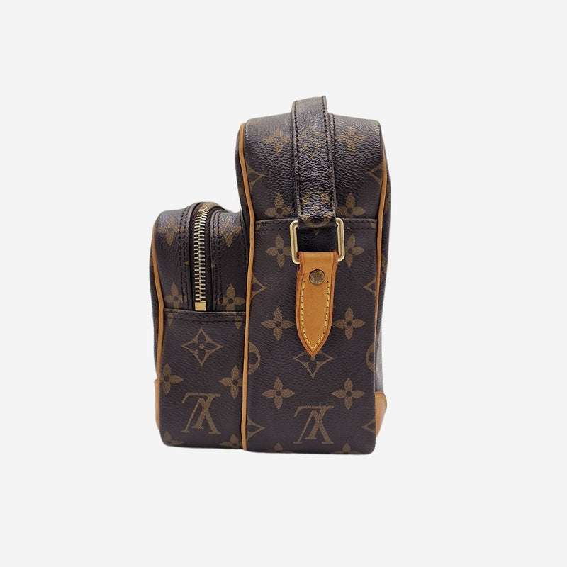 MONOGRAM CANVAS NILE MM