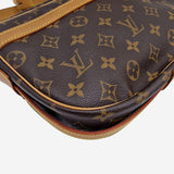 MONOGRAM CANVAS JEUNE FILLE MM