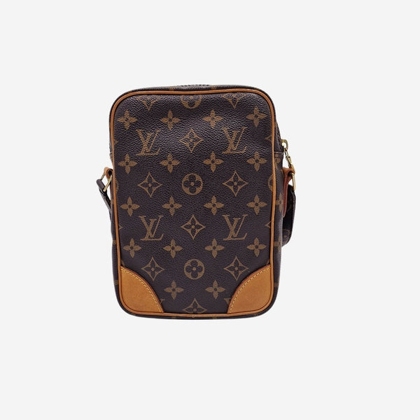 MONOGRAM CANVAS AMAZONE