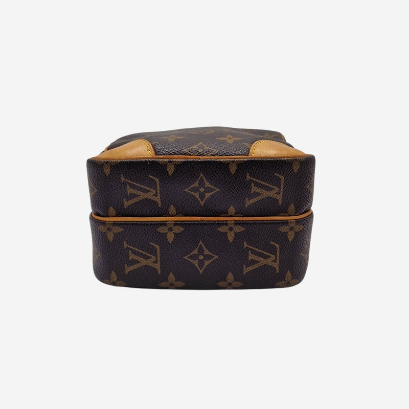 MONOGRAM CANVAS AMAZONE