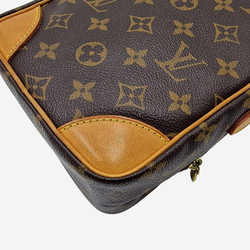 MONOGRAM CANVAS AMAZONE