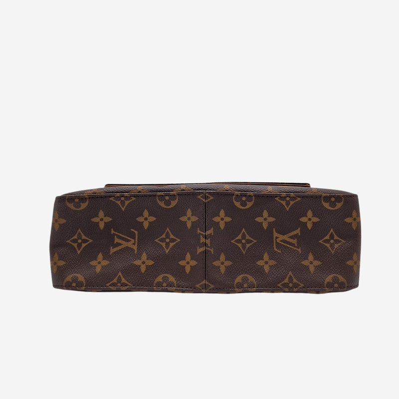 MONOGRAM CANVAS LOOPING PM