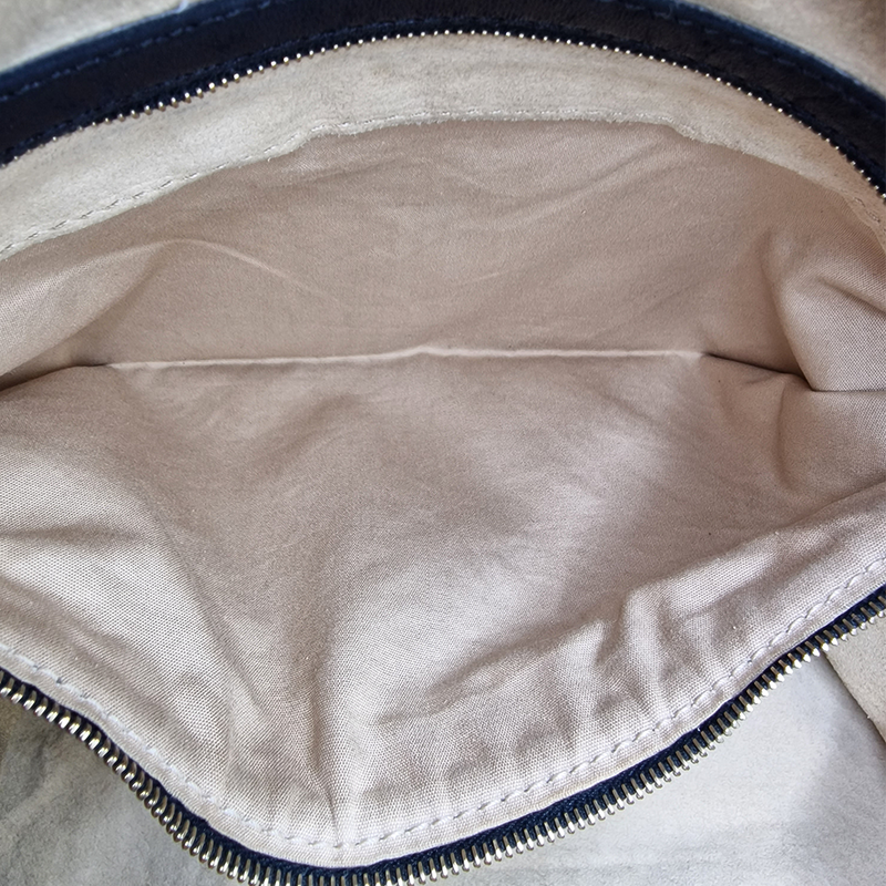 LARGE CLASSIC VENETA HOBO SORT