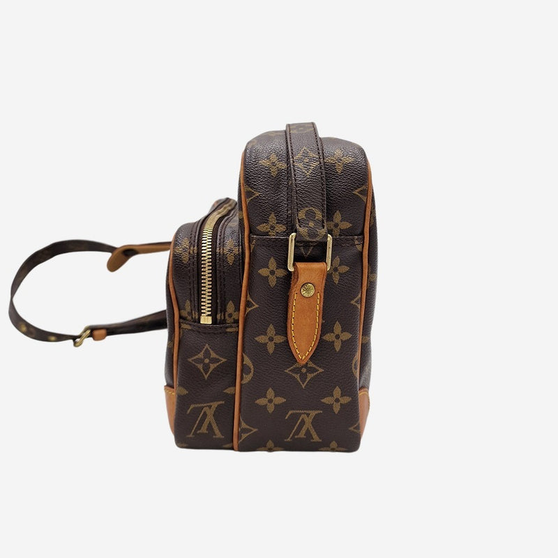 MONOGRAM CANVAS NILE MM