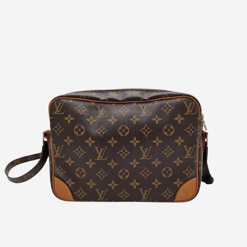 MONOGRAM CANVAS NILE MM