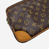 MONOGRAM CANVAS NILE MM