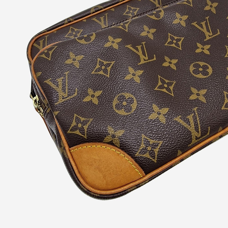 MONOGRAM CANVAS NILE MM
