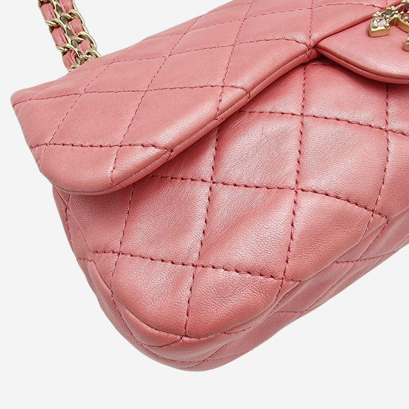 PEARLY PINK CLASSIC JEWELED FLAP BAG