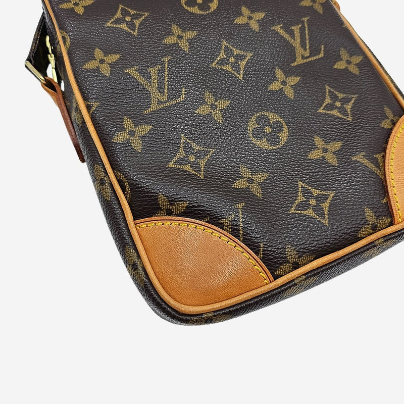 MONOGRAM CANVAS DANUBE
