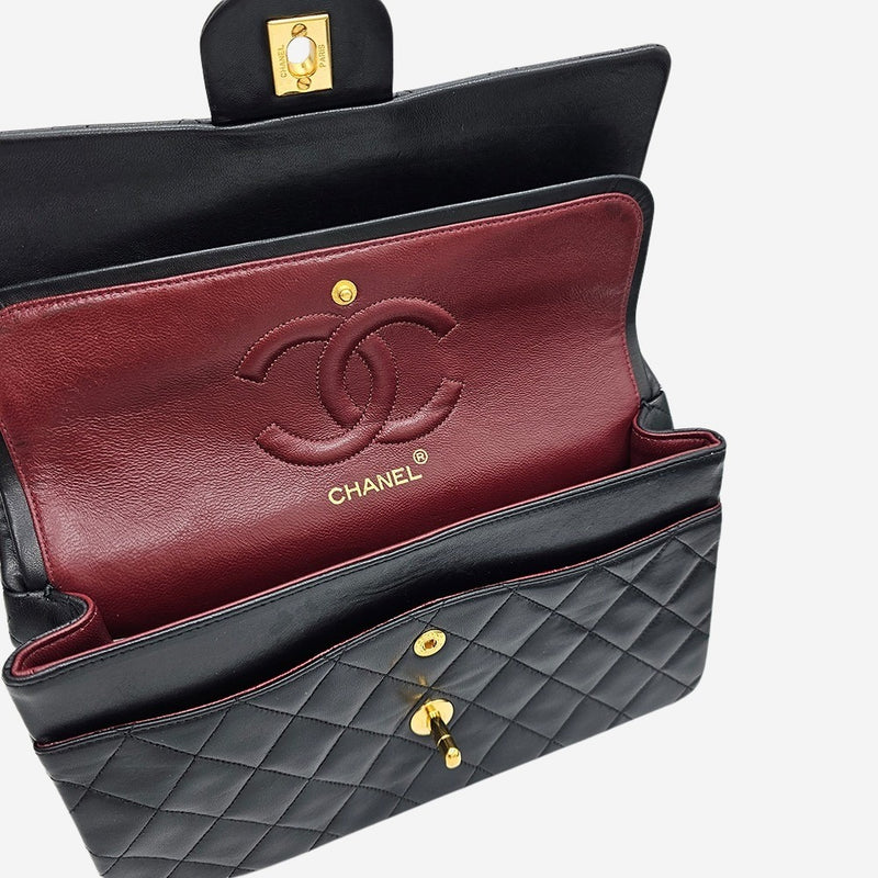 CLASSIC DOUBLE FLAP MEDIUM