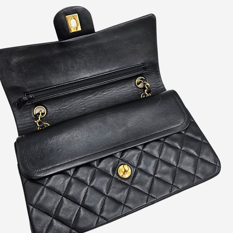 CLASSIC DOUBLE FLAP MEDIUM