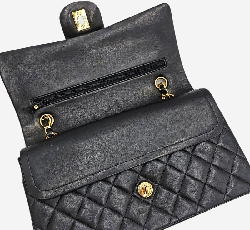 CLASSIC DOUBLE FLAP MEDIUM