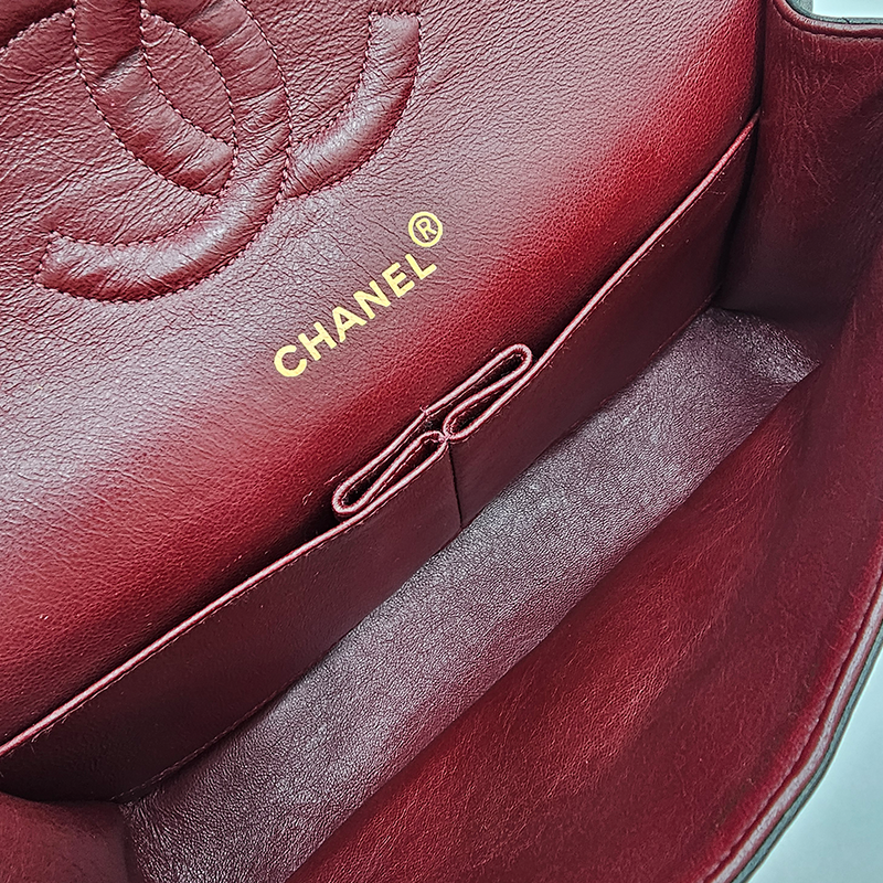 CLASSIC DOUBLE FLAP MEDIUM