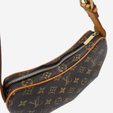 MONOGRAM CANVAS CROISSANT PM
